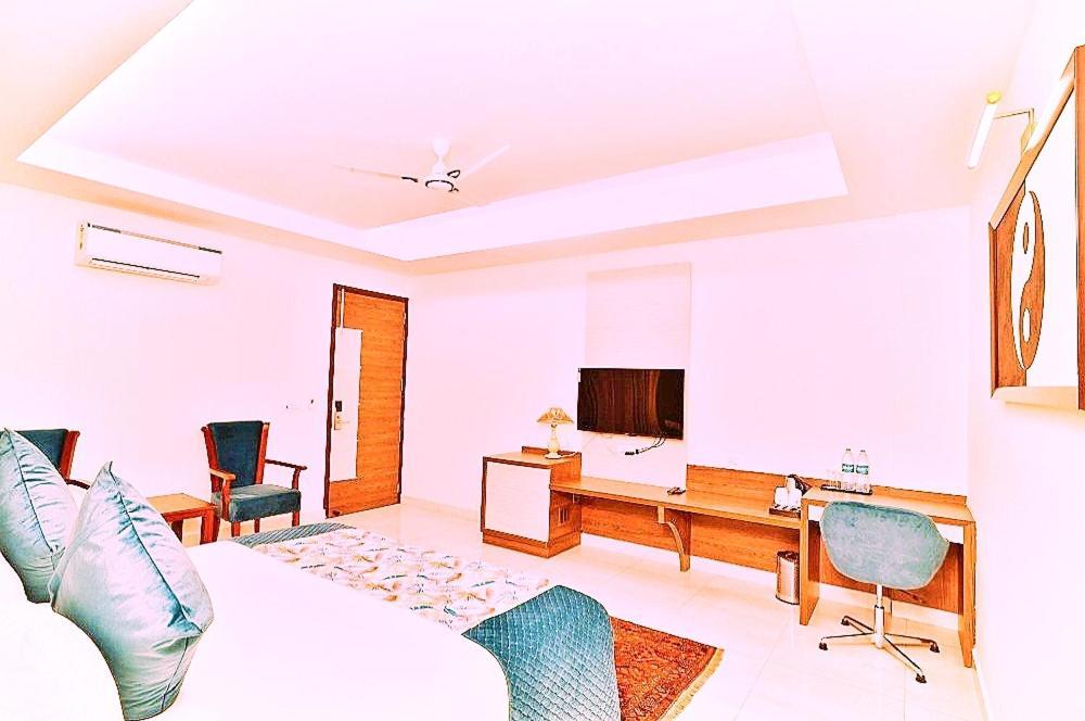 Hotel Sp Residency Near International Igi Airport Delhi Nueva Delhi Exterior foto